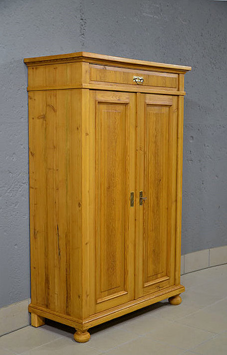 Jugendstil-Vertiko aus Dänemark, 2. Seitenansicht